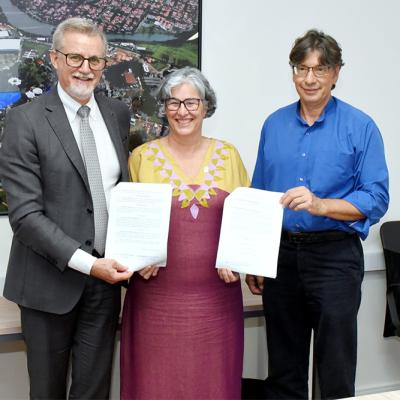 Assinatura de acordo de cooperação técnica (30/11)